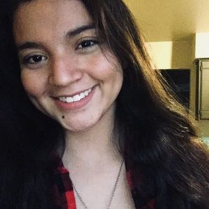 Meet your Posher, Nadia